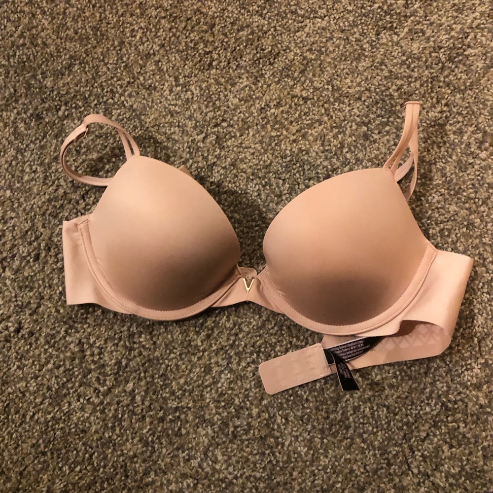 Victoria’s Secret push up bra